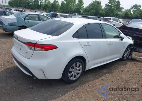 2020 Toyota Corolla Le z USA, uszkodzony, nr VIN JTDEPRAE1LJ035192